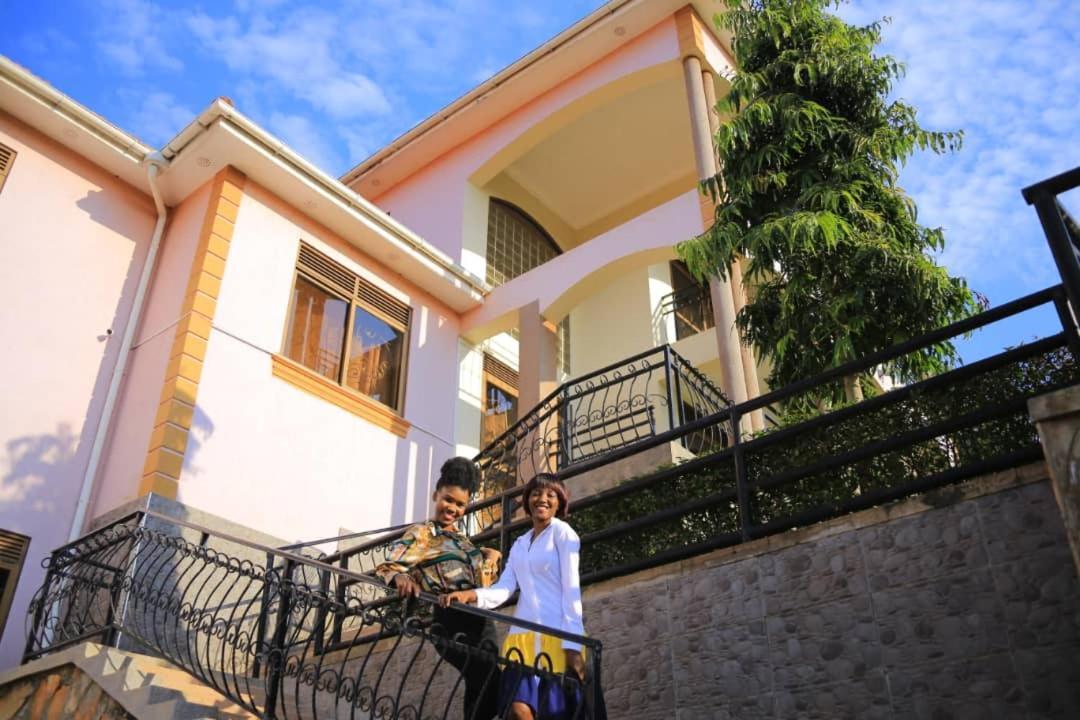 Precious Villas Lubowa Exterior photo