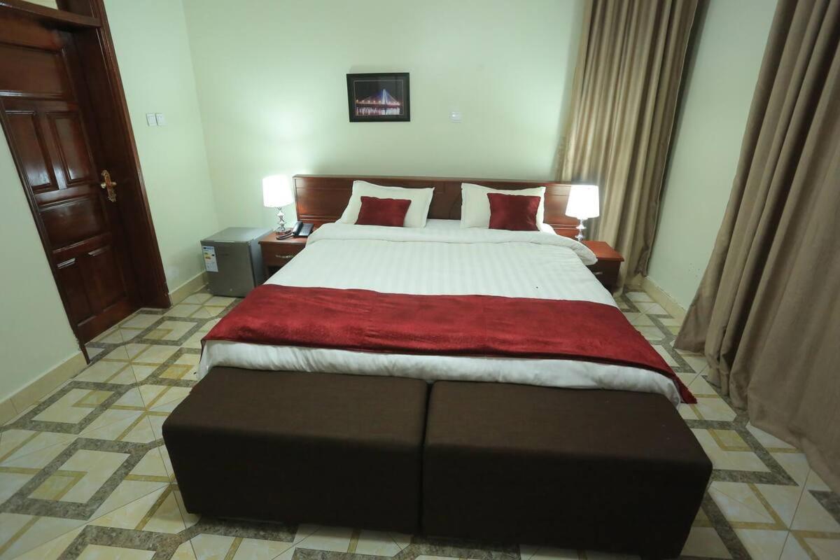 Precious Villas Lubowa Exterior photo